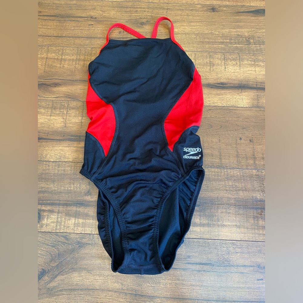 Speedo Women's Swimsuit One Piece Endurance+ Cross Back Racing Cut 26